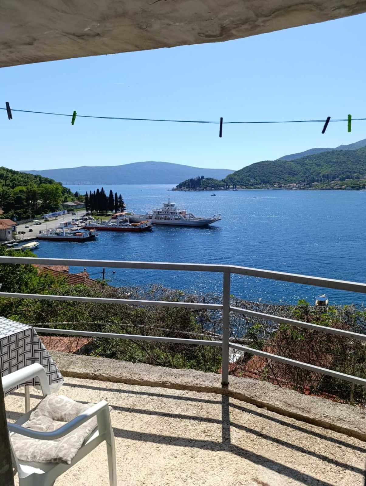 Apartments Eftimov Tivat Exterior photo